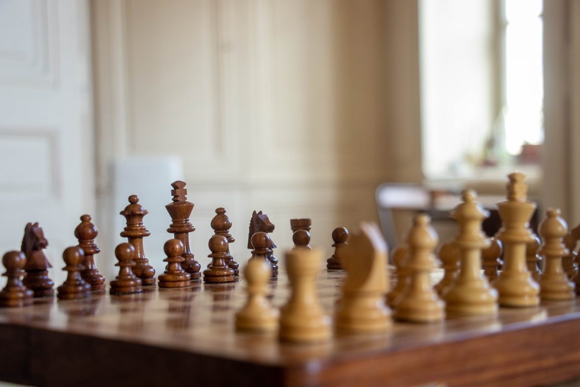 أربع فرق في نهائيات بطولة العالم للشطرنج للشركات